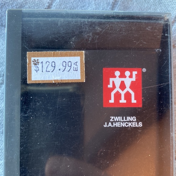 Zwilling J.A.Henckels boning knife Professional “S” - Picture 5 of 8